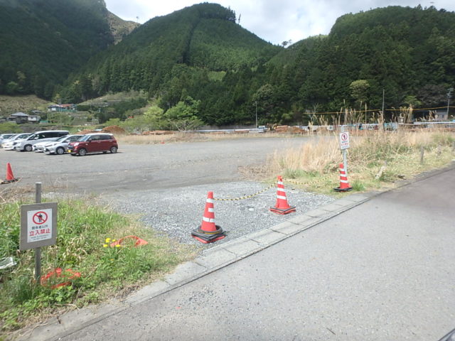 ガイアフロー静岡蒸溜所 場内道路・出入口 施工前